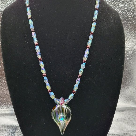 Beautiful Unique Necklace - Picture 1 of 1